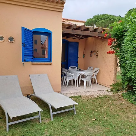 Дом отдыха Confortable Maisonnette Dans De