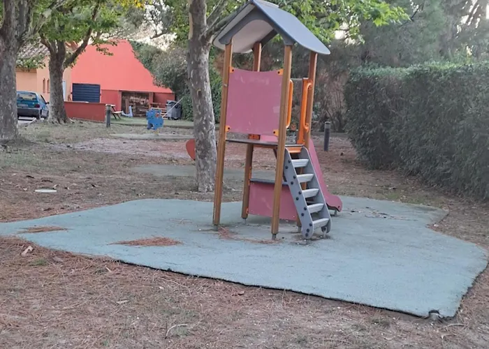 Confortable Maisonnette Dans De